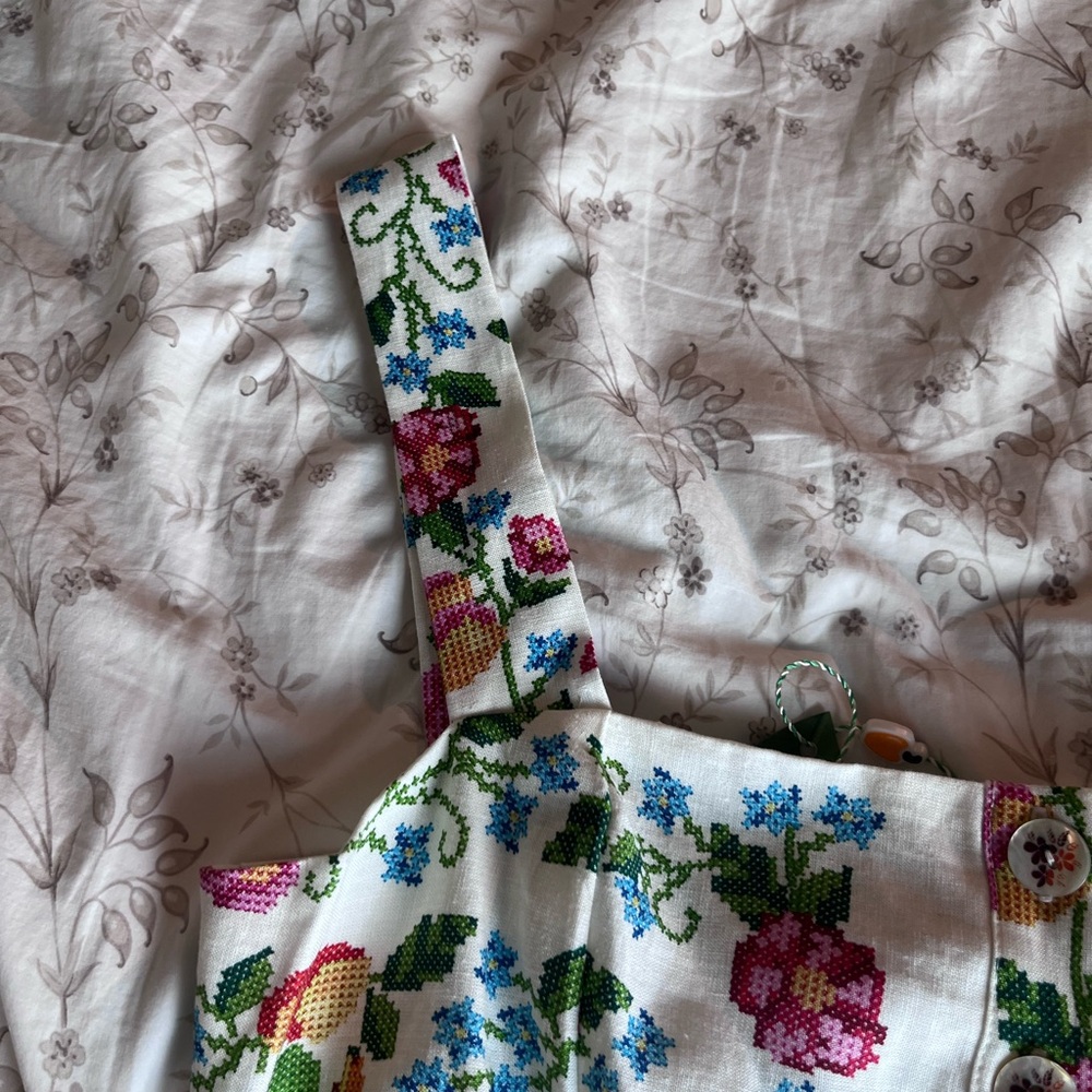 FARM Rio Floral Romper - Picture 3 of 7